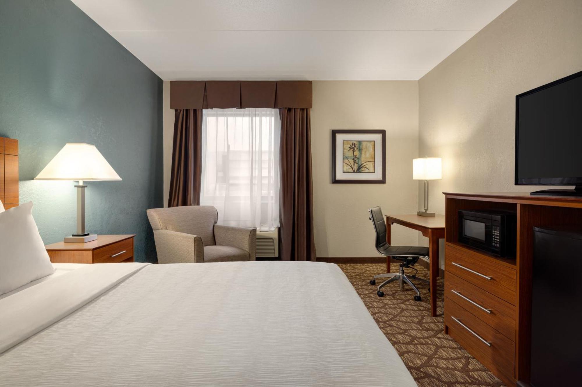 Americinn By Wyndham Grand Rapids Airport North Каскейд Экстерьер фото